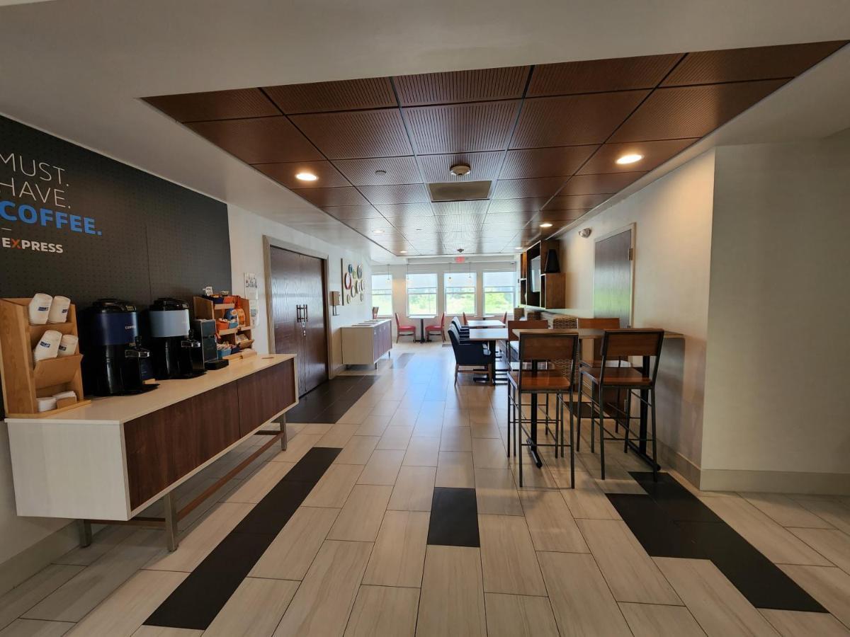 Holiday Inn Express Hotel & Suites Rochester By Ihg Kültér fotó