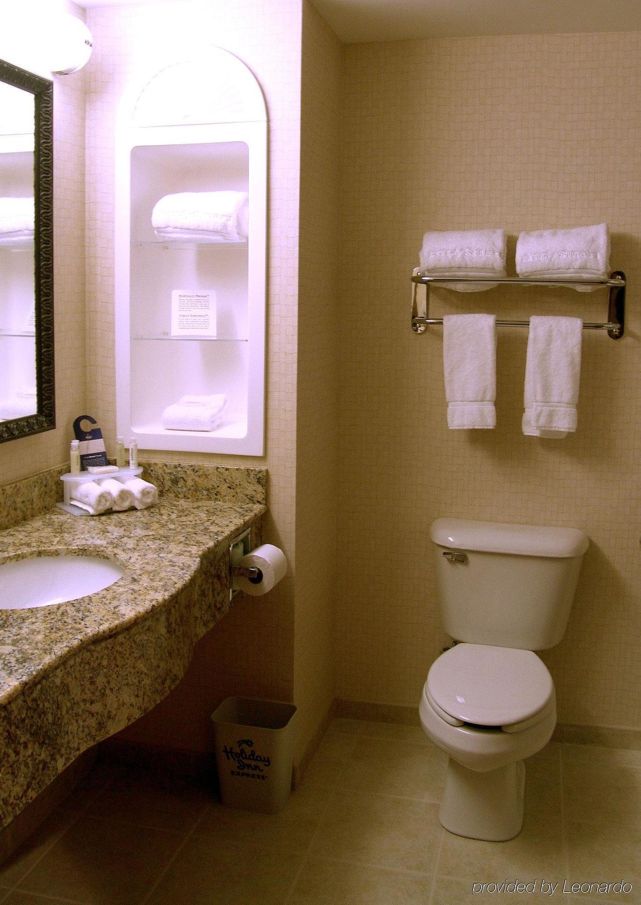 Holiday Inn Express Hotel & Suites Rochester By Ihg Szoba fotó