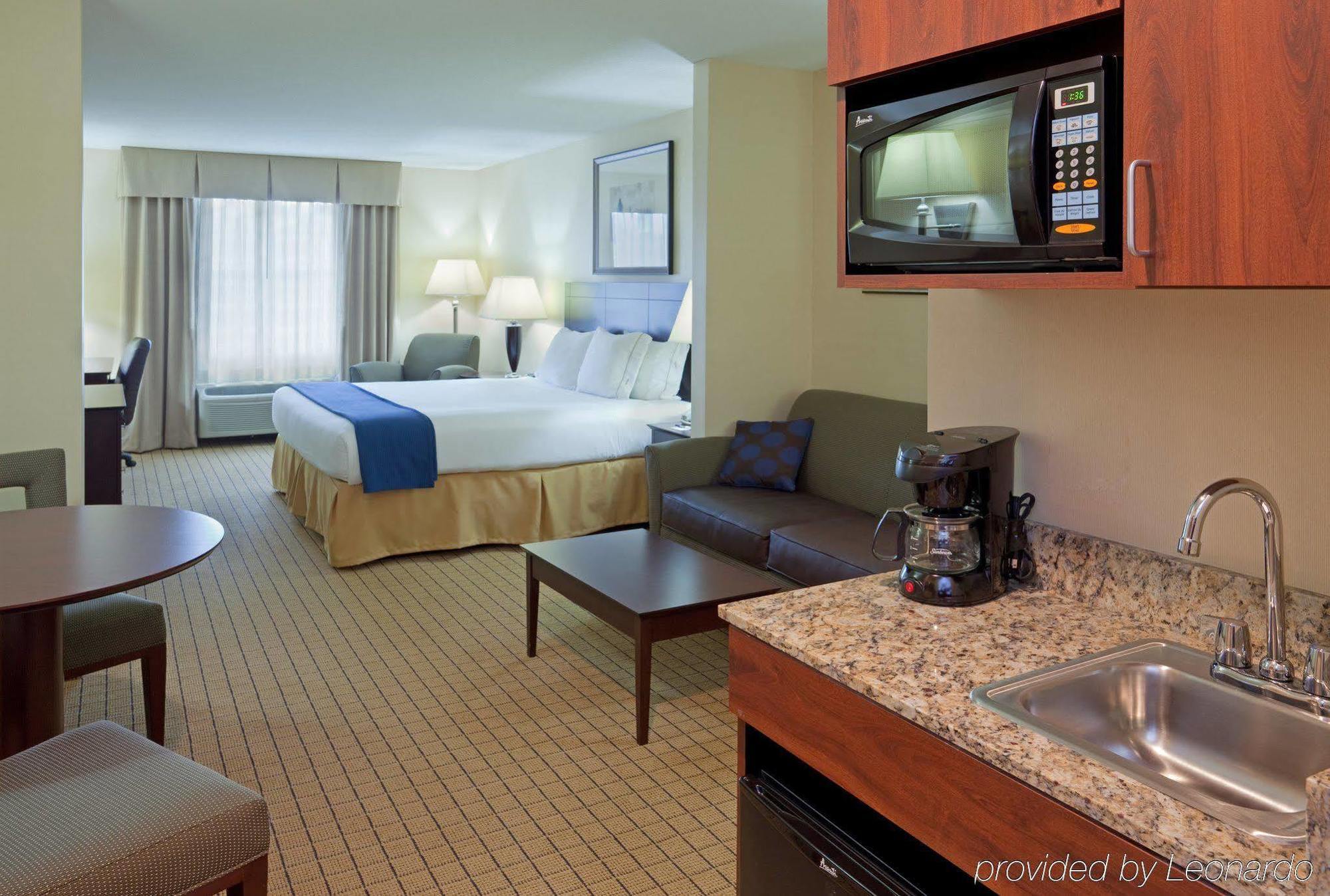 Holiday Inn Express Hotel & Suites Rochester By Ihg Szoba fotó